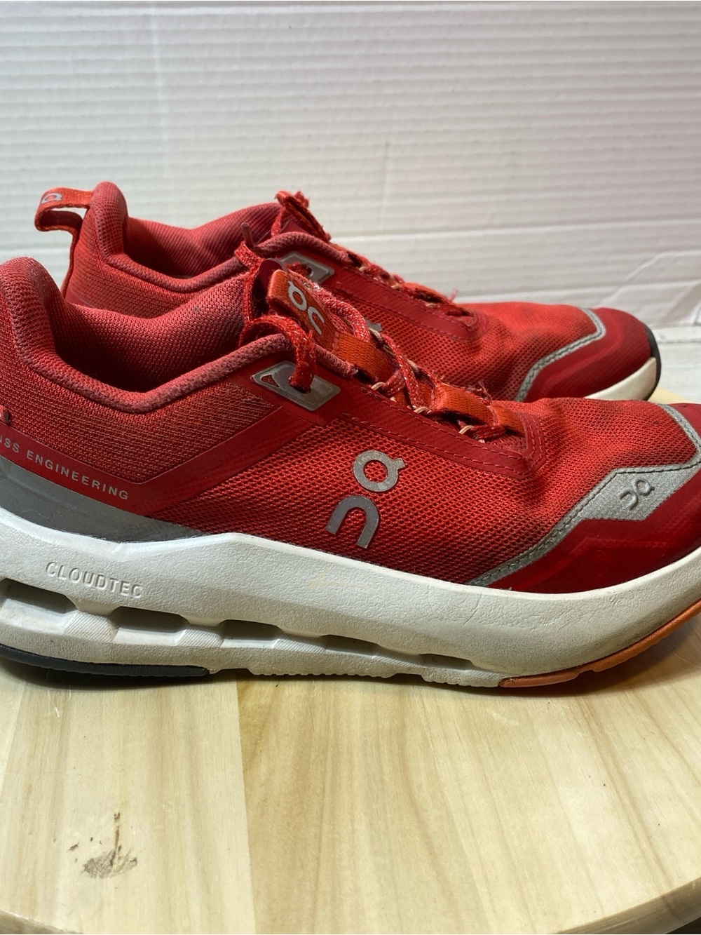 On Running Cloudnova youth Red Running Sneakers Unisex Size 4
